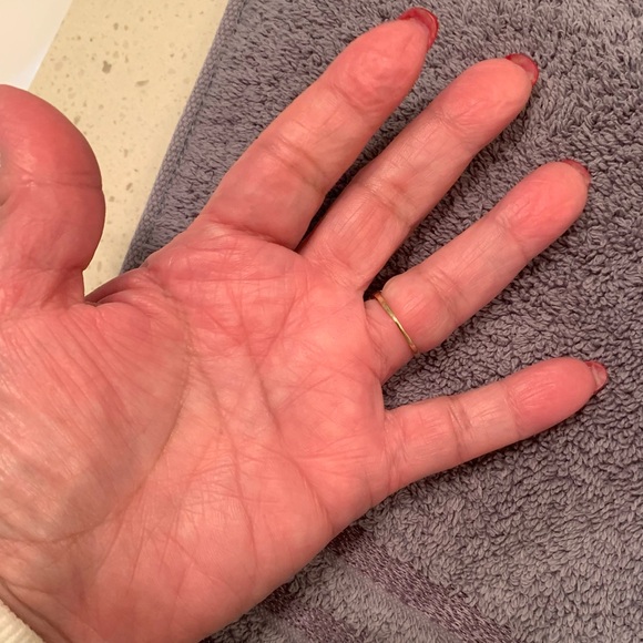 VINTAGE 14 KT YELLOW GOLD & 2 BRILLIANT ROUND GENUINE NATURAL DIAMONDS Ring. - Picture 9 of 10